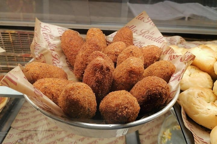 Trastevere street food and history: expert-led small group tour