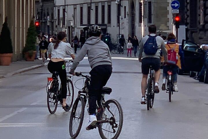 Florence by Bike: A Guided Tour of the City’s Highlights