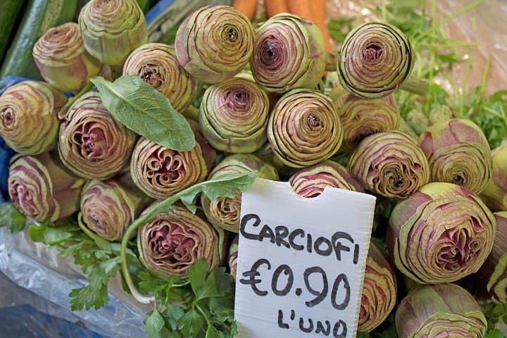 Roman Street Food Tour around the Jewish Ghetto with Local Guide