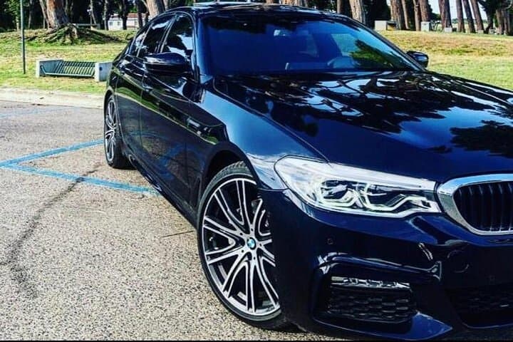 Luxury Private Transfer Bergamo Airport from/to Milan Center