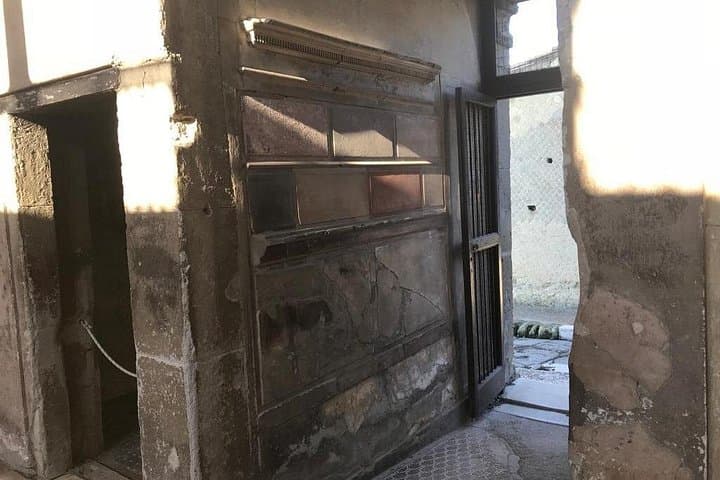 Herculaneum - Private Tour (skip-the-line admission included)