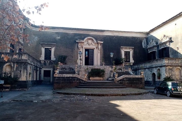 Private tour of Catania and the Riviera of the Cyclops