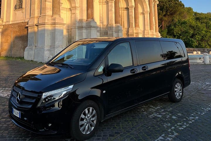 Black Mercedes minivan