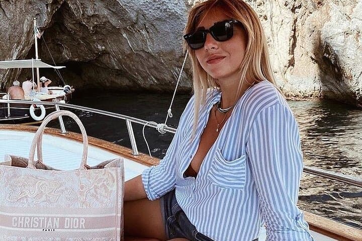Private Capri Boat Tour with Local Captain & Faraglioni