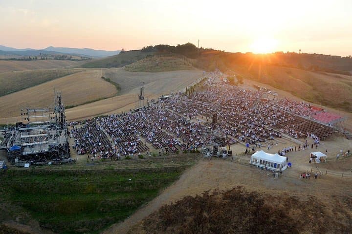 Private Limousine Service Florence for Bocelli concert LAJATICO