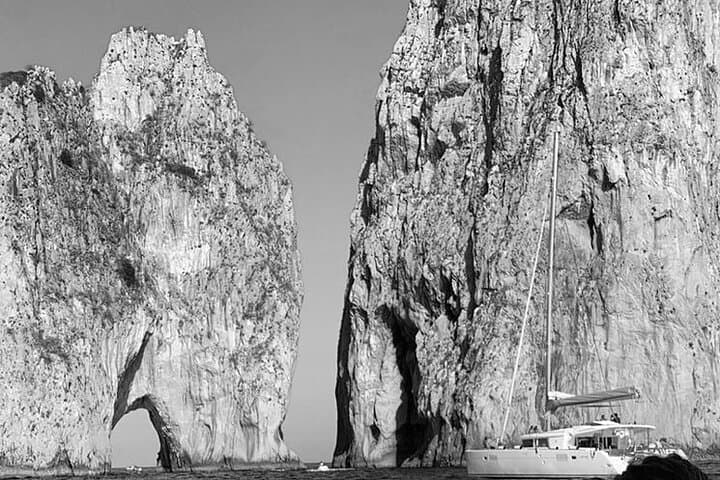 Private Capri Boat Tour with Local Captain & Faraglioni