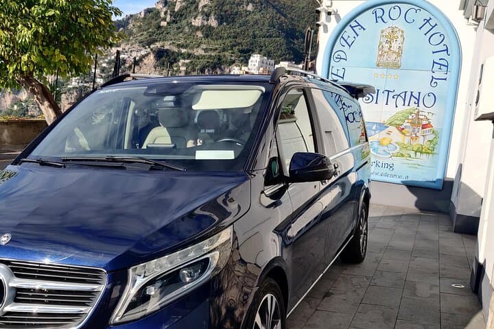 Private Transfer Naples to Amalfi Coast + 2 hours stop in Pompeii