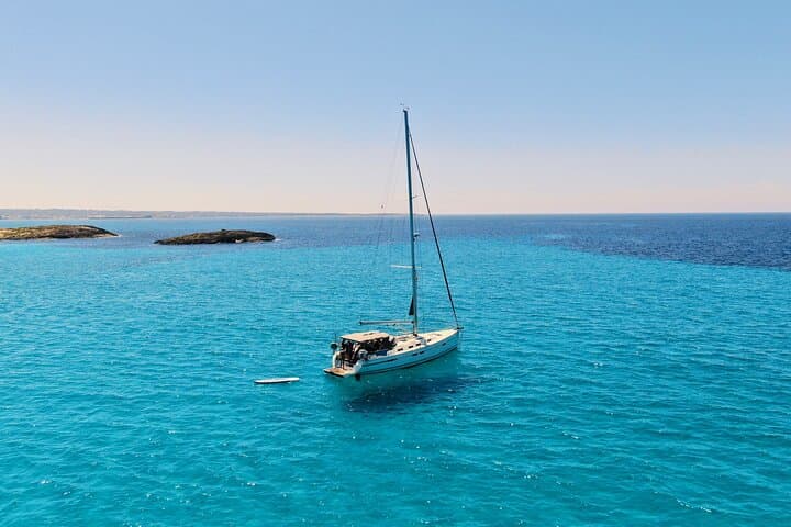 Sailing Cruise in Maddalena Archipelago from Maddalena
