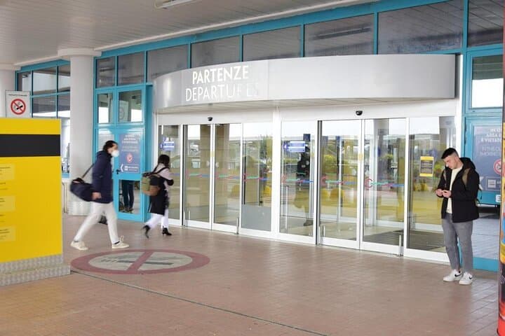 Private Transfer from Matera Hotel to Bari Airport