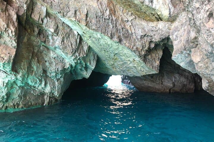 Amalfi Coast Sharing boat tour from Sorrento