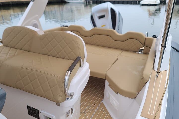 Get your Boat Tour with PRISCILLA to the best Cagliari Coves".