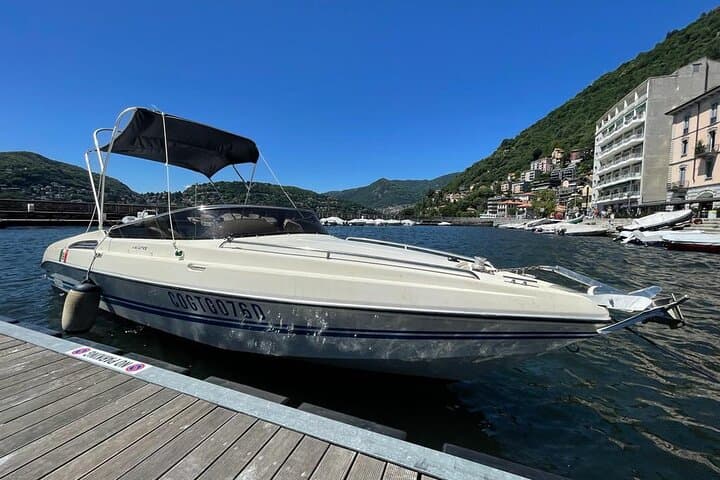 4H Como Lake Cruise drop of Bellagio and Varenna on Mostes Boat