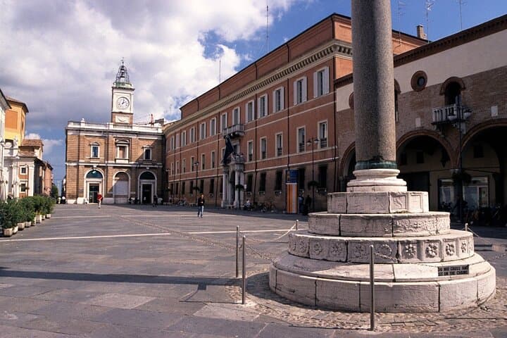 Private Transfer: Venice or Airport VCE to Cruise Port of Ravenna