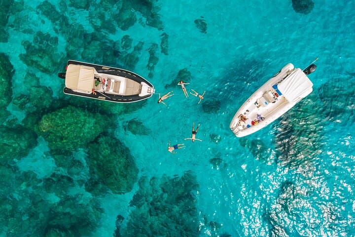 Tour along the coast of Baunei: a unique experience