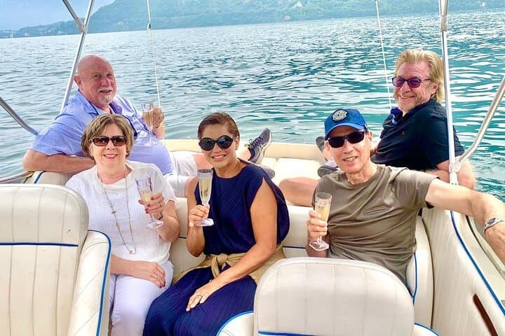 4H Como Lake Cruise drop of Bellagio and Varenna on Mostes Boat