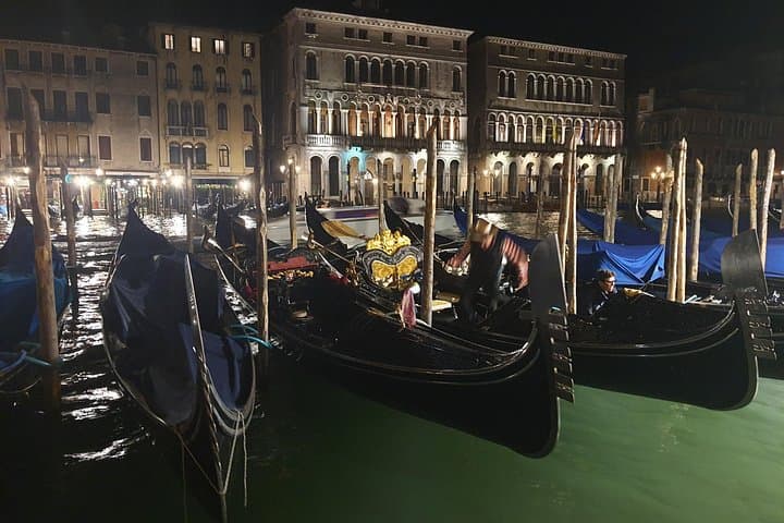 Venice at Night Small Group Guided Tour Away from the Crowds