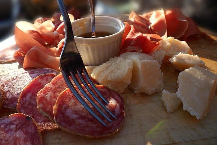 Milan Aperitivo Street Food Tour