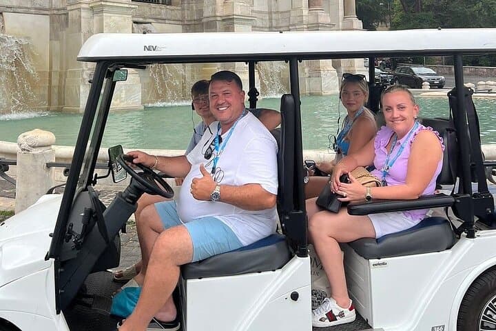 Rome Highlights City Guided Tour by Golf Cart with Gelato