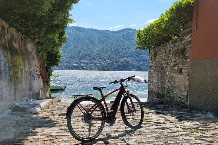 La Dolcevita E-Bike Tour - Moltrasio & Laglio