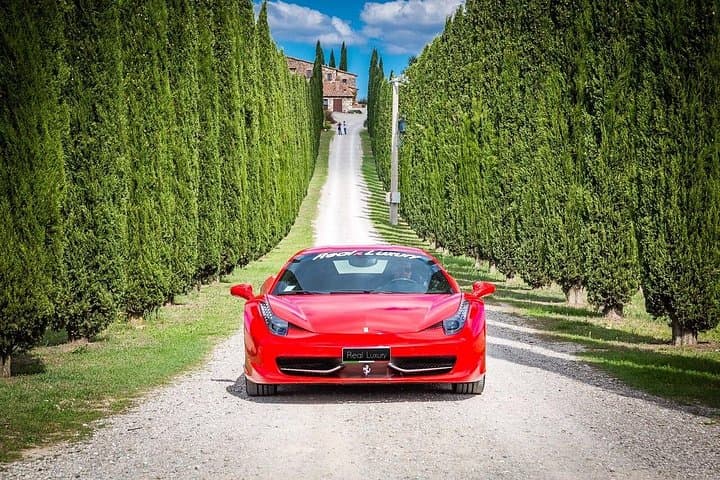 Discover Italy driving a Ferrari/Milan-Tuscany-Amalfi Coast