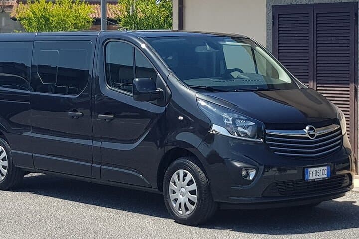 Transfer from Fiumicino Airport to the Civitavecchia Port