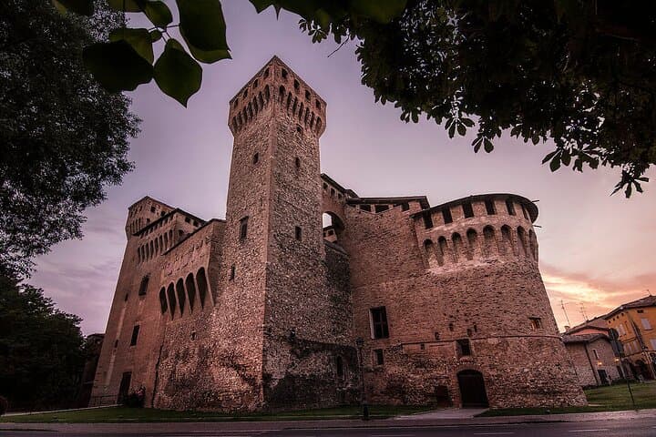 Private Tour of Vignola Castles and Gastronomy in Emilia Romagna (private tour)