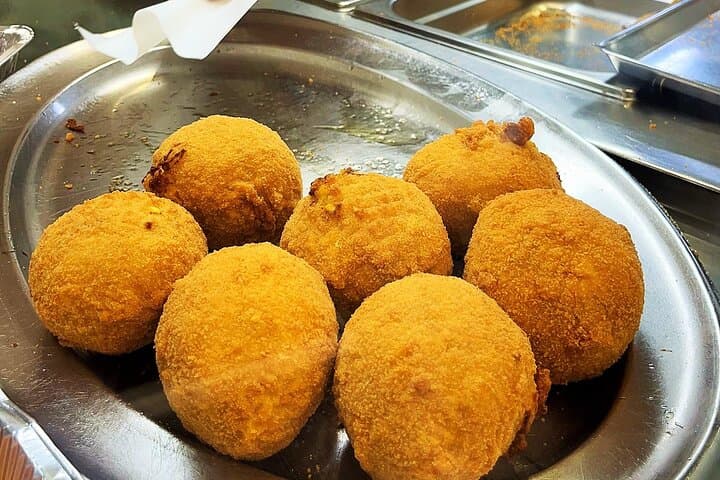 Street food and pasta in Rome