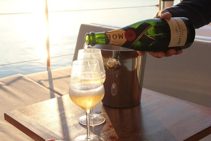 Sunset Jazz Catamaran Cruise with Aperitivo and Live Saxophone