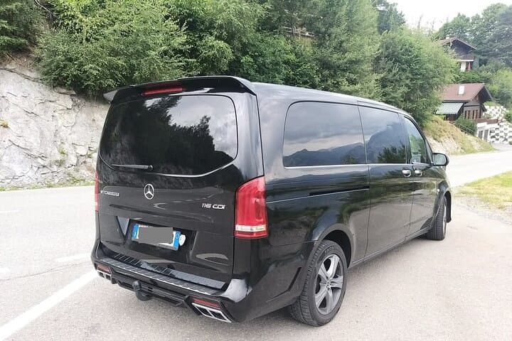 Napoli Hotel or Port to Napoli Airport (NAP) - Departure Private Transfer