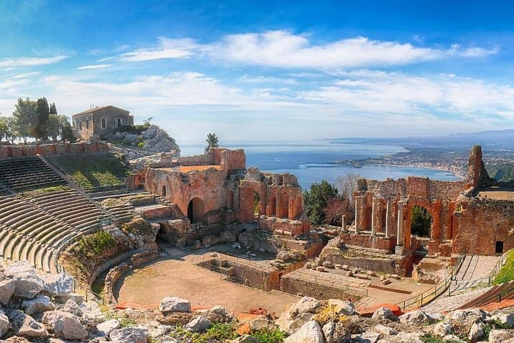Private Tour of Taormina from hotel or cruise port in Messina