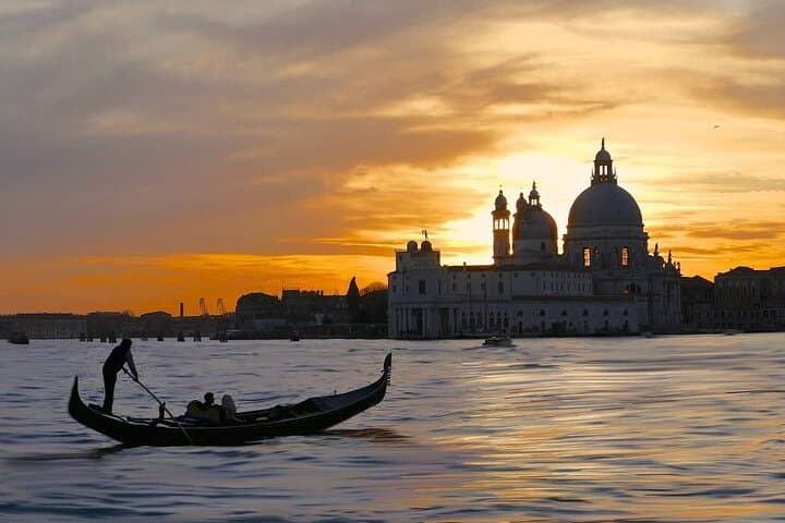 Let Venice surprise you with a private experience tailored to you