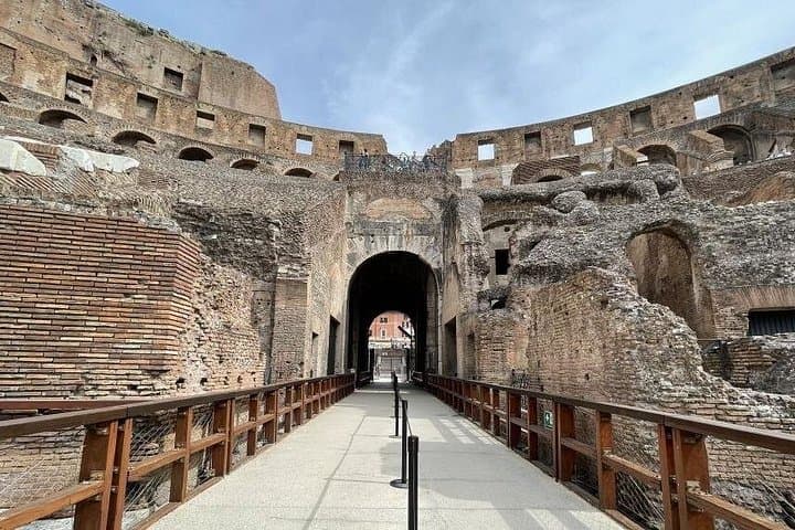 Colosseum Underground Tour with Access to Roman Forum and Palatine Hill