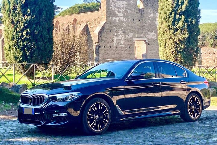 Napoli Hotel or Port to Napoli Airport (NAP) - Departure Private Transfer
