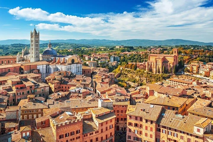 Transfer Siena to Rome
