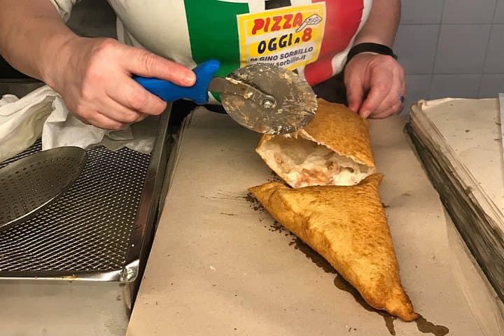 Flavors of Naples Decumani Street Food and Sightseeing Tour