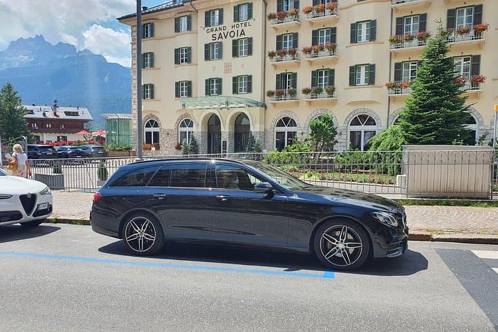 Milan to Genoa - Departure Private Transfer