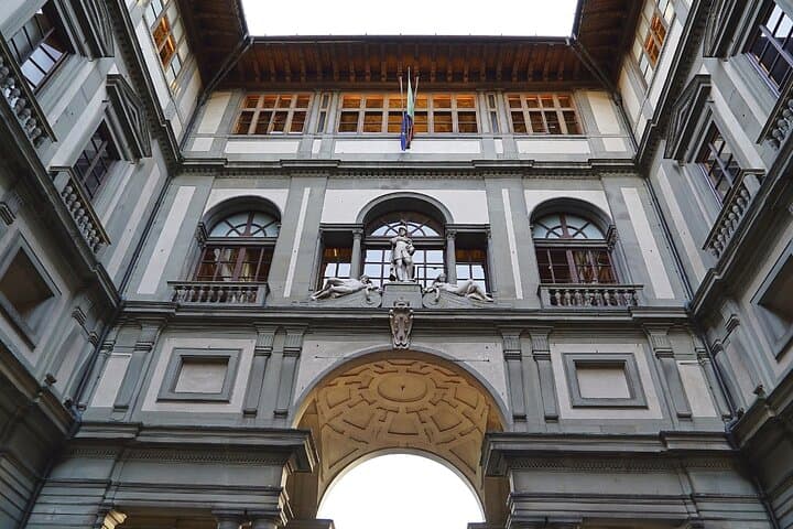Private Walking Tour of Uffizi Gallery
