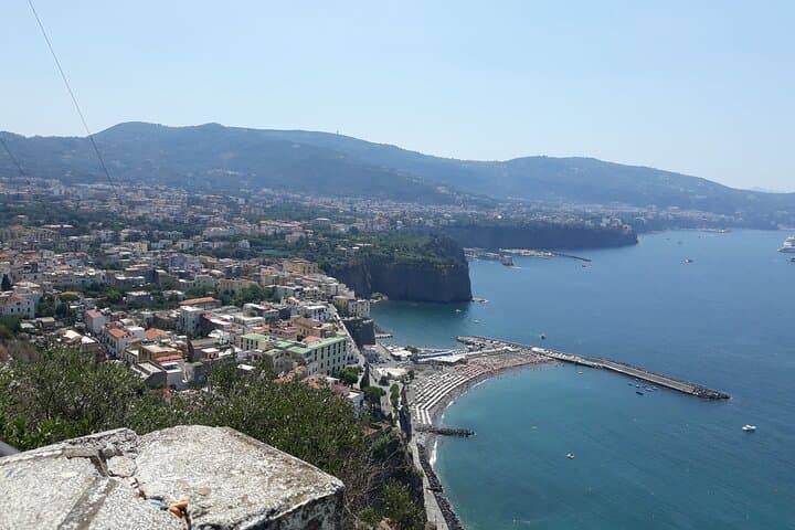Sorrento : Private Transfer from Naples visit Pompeii