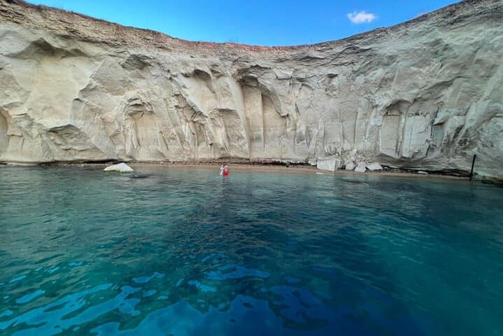 Boat tour to Pillirina, sea caves and Ortigia & Swimming Stops