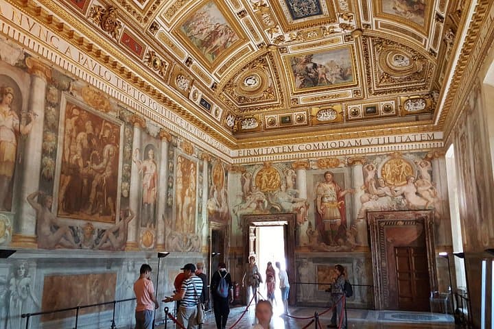 Private Guided Tour of Castel Sant'Angelo by Archaeologist Donato PhD