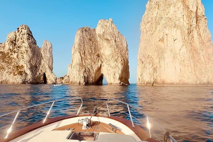 Capri by Boat private Comfortable tour