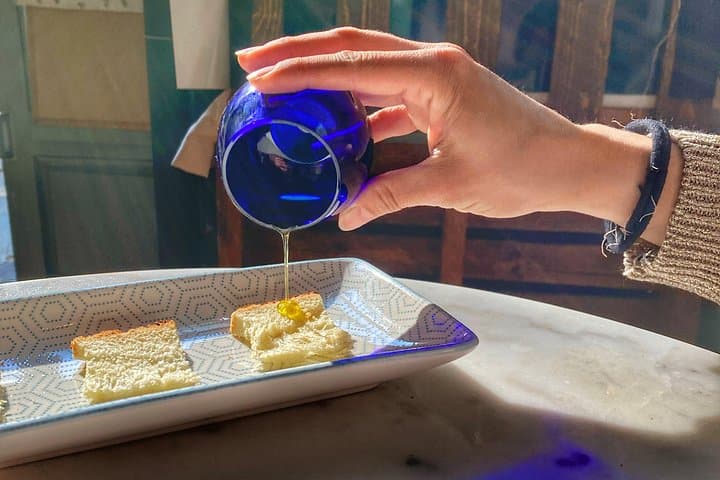 Turin Food Tasting Experience: Oil, Wine & Cheese