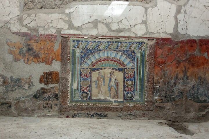 Transfer From Naples area to Sorrento with 2hr stop in Pompeii