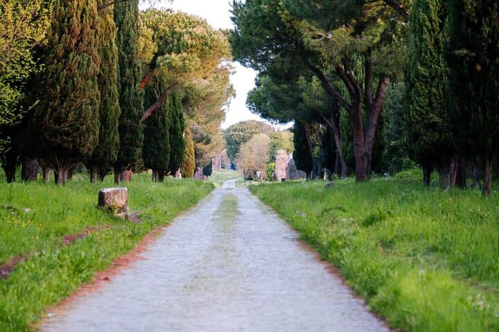 Exclusive Golf-Cart Tour Catacombs of Rome