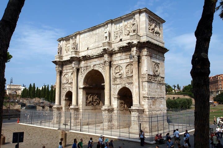 Explore Rome in Style: Golf Cart Tour with Optional Private Guide