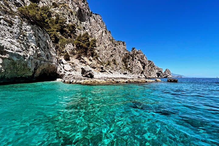 Complete Private Guided Three-Hour Tour on the Capri Coast