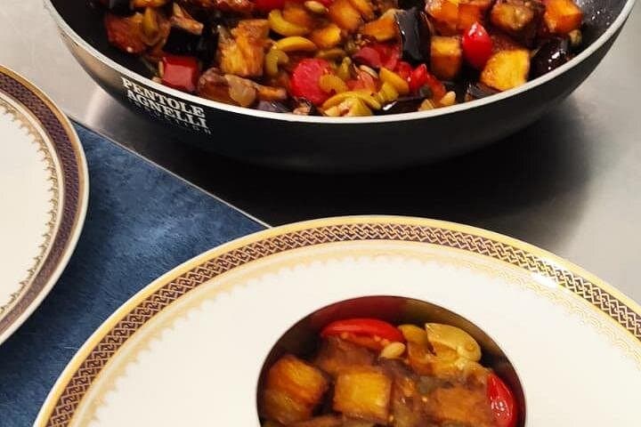 Vegan Cooking Class in Catania with Lunch or Dinner