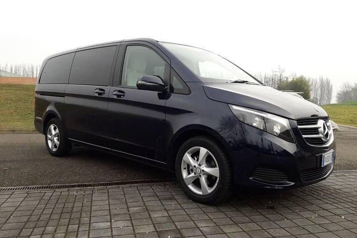 Transfer from Fiumicino airport to Rome Center