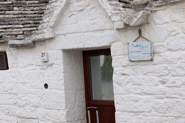 Day tour from Naples to Alberobello