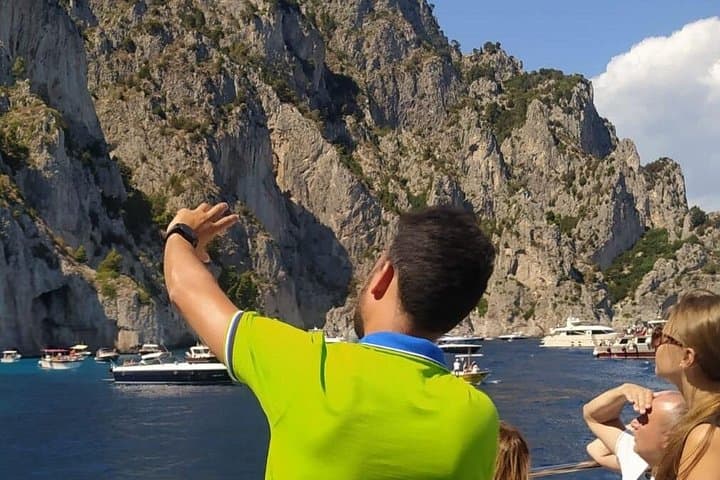 Private One Day Walking Tour of Capri with Guide